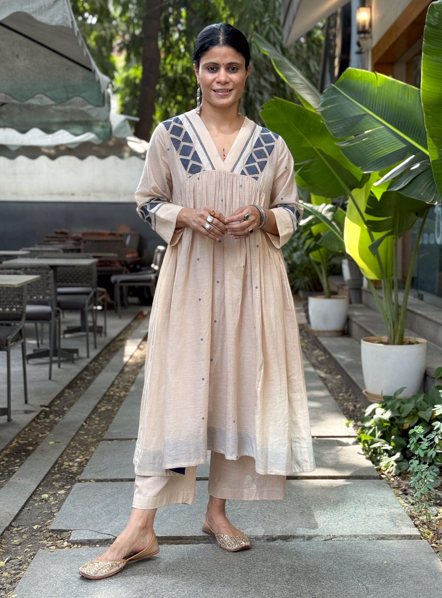 Handwoven Jamdani Kurta With Lining.