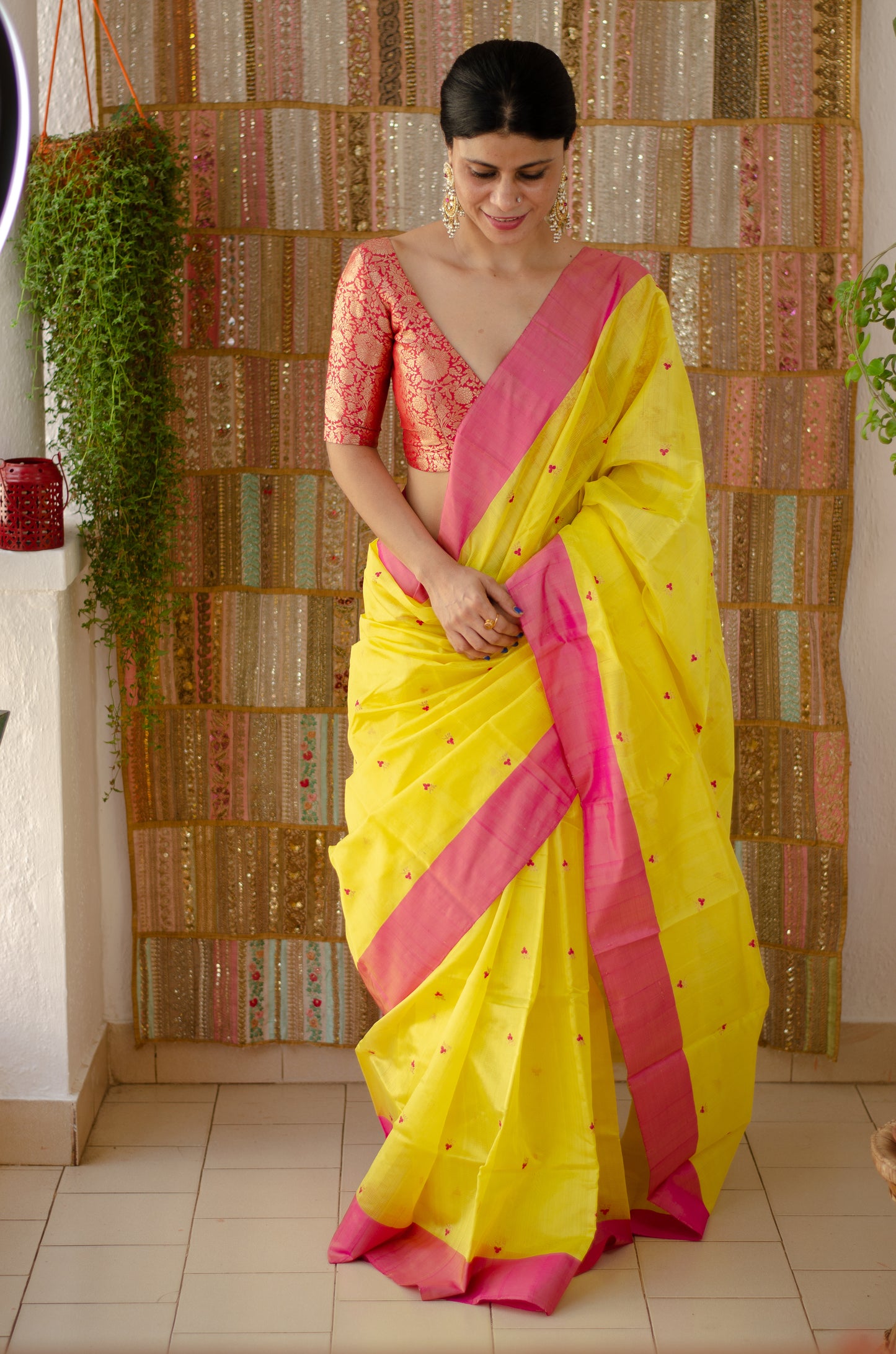 Yellow Colour Border Handloom Chanderi Pattu Silk Saree with motifs