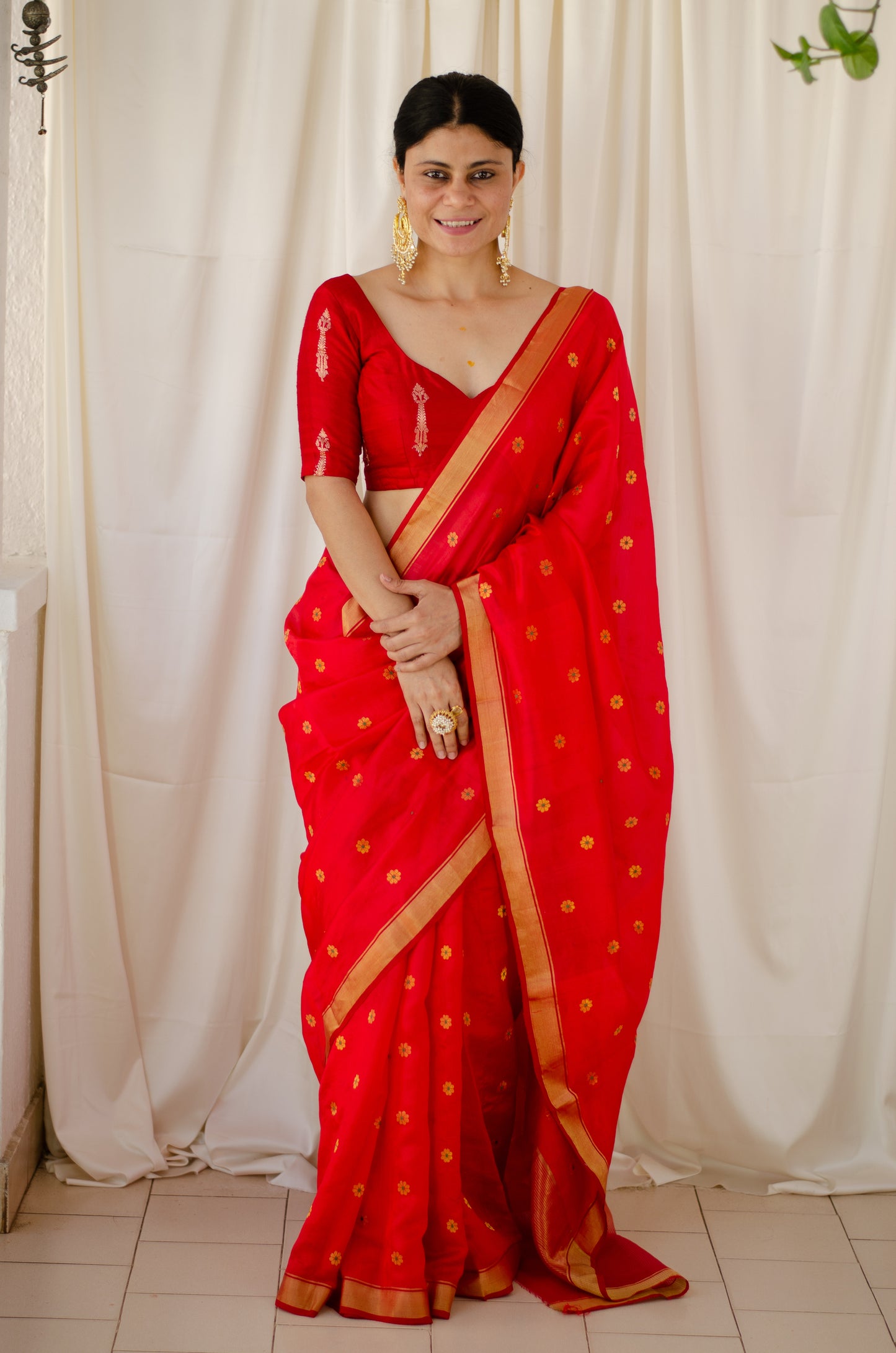 Red Colour Handloom Chanderi Pattu Silk Saree with motifs