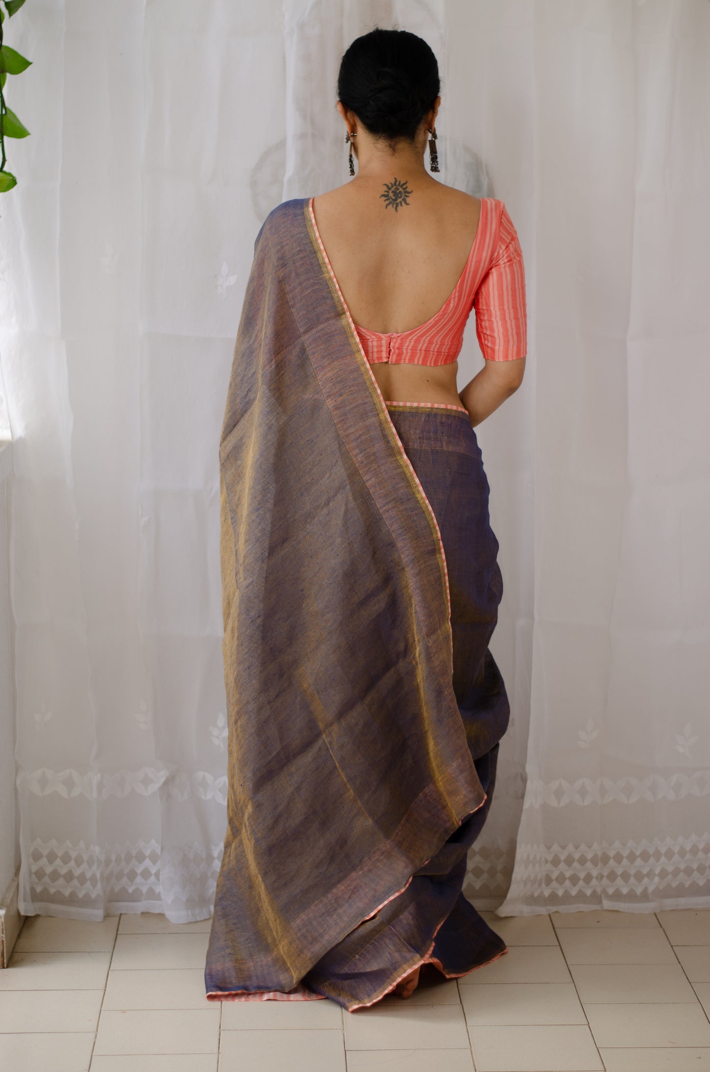 Handloom Metallic Linen Saree With Handblock Printed Organza Silk Fabric Patch Work