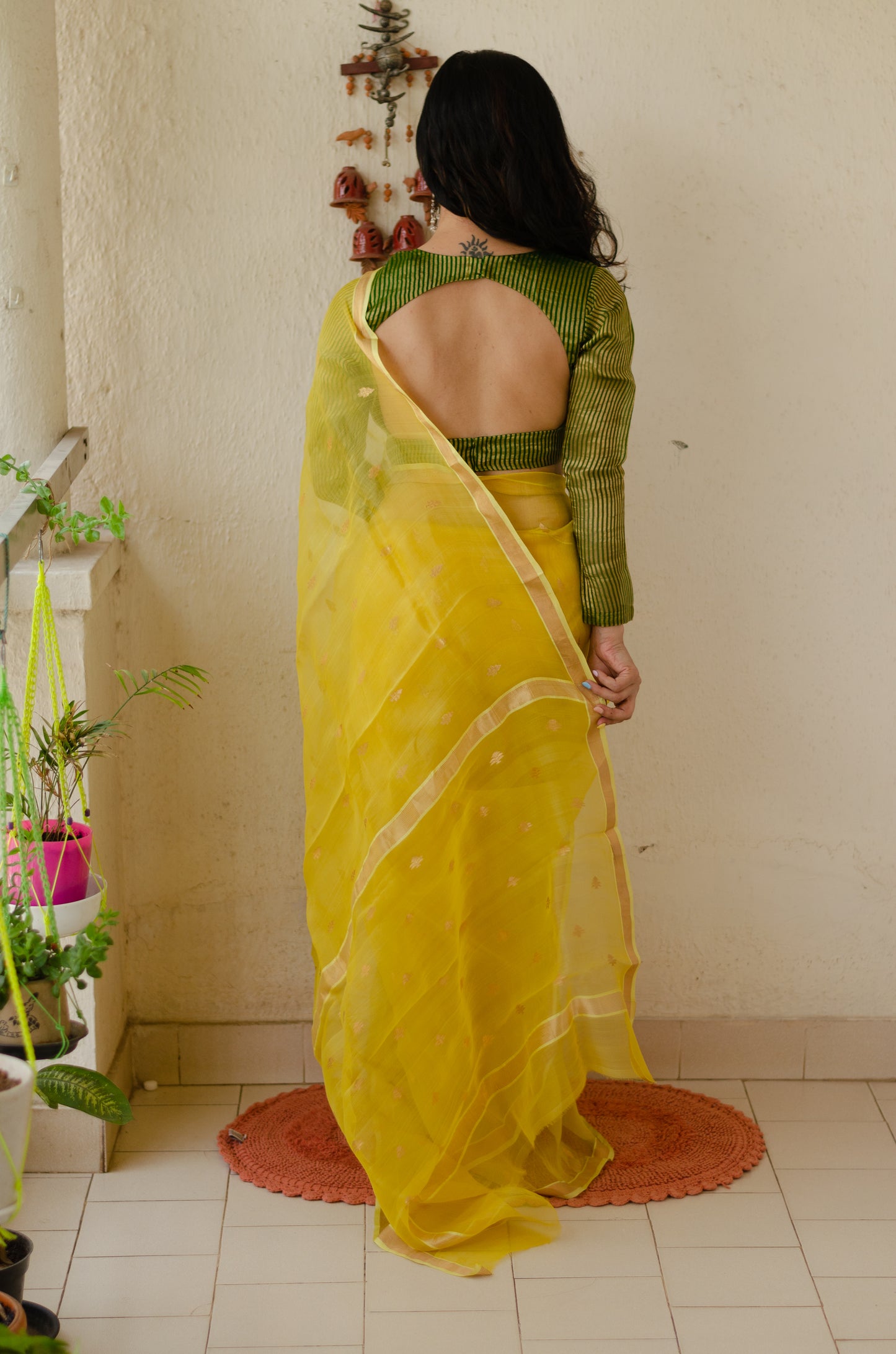Handloom Chanderi resham silk Saree with Zari Motifs.