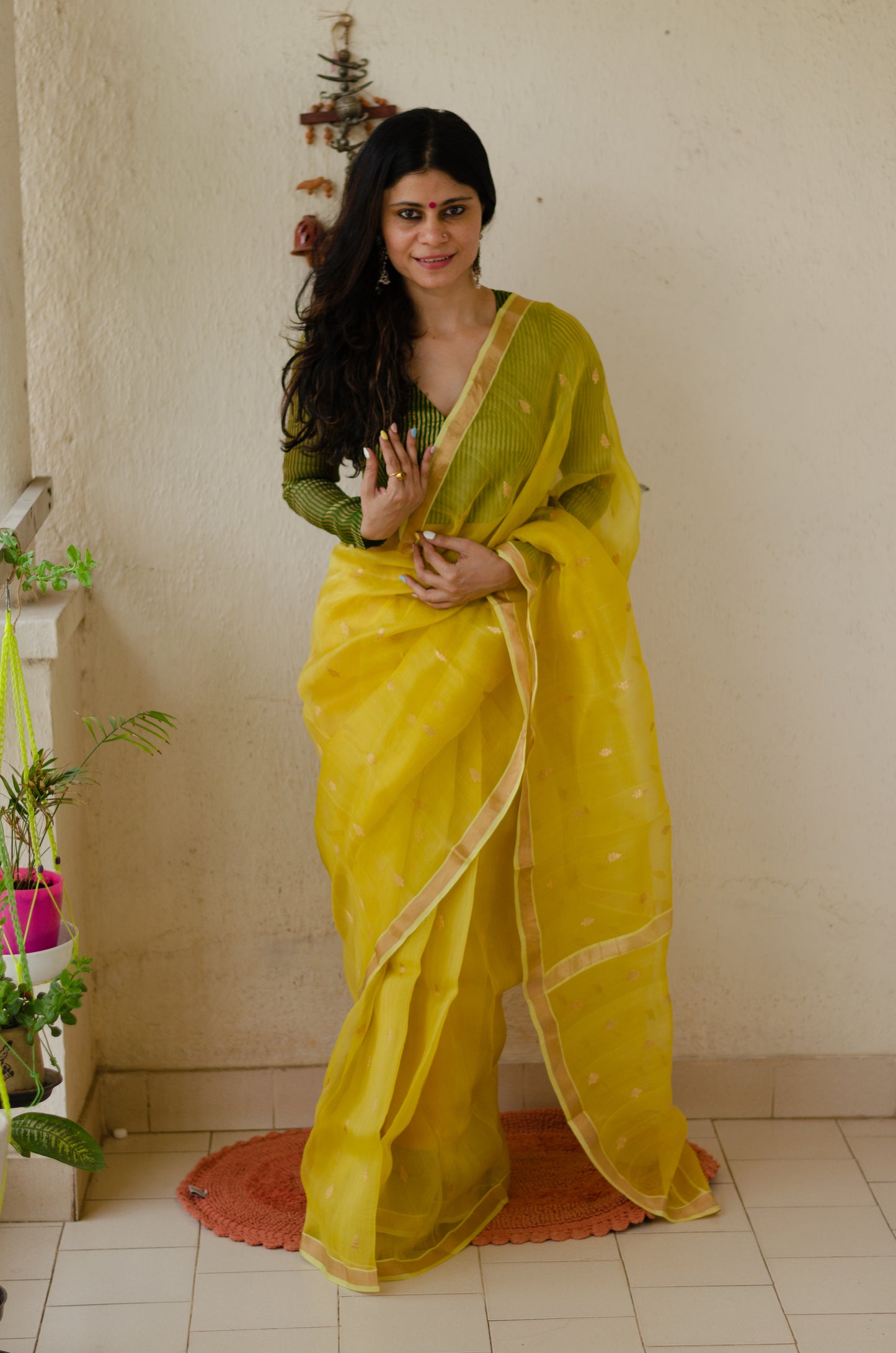 Handloom Chanderi resham silk Saree with Zari Motifs.
