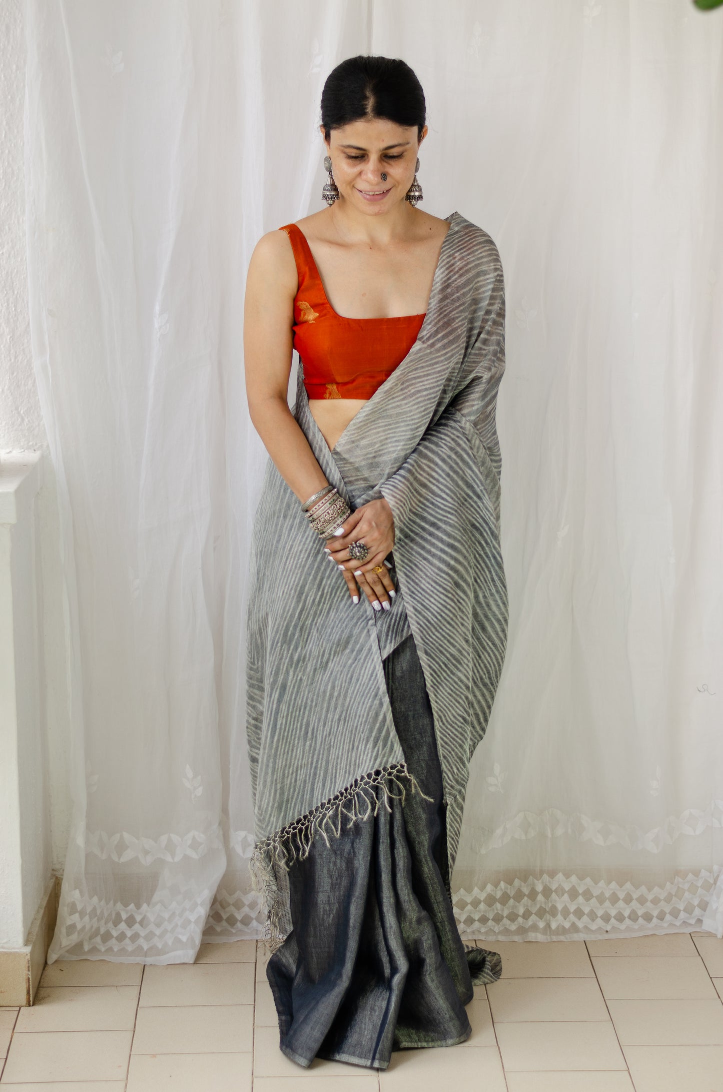 Black  Colour Natural Dyed Handmade Arashi Shibori Metallic Linen Saree.