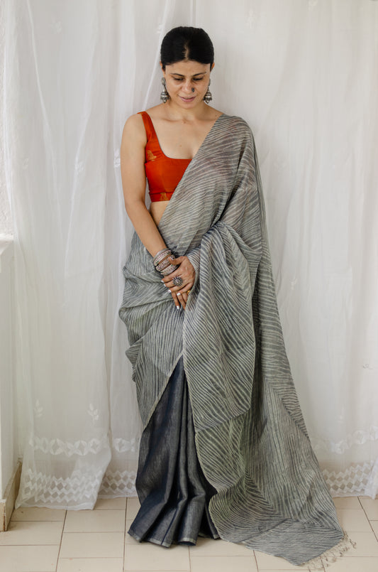 Black  Colour Natural Dyed Handmade Arashi Shibori Metallic Linen Saree.