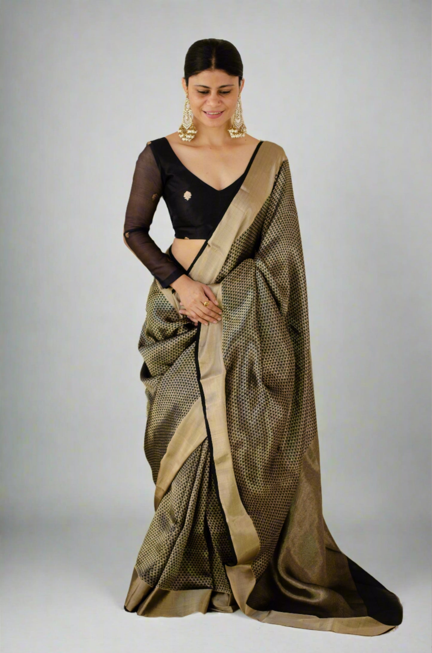 Black Colour Handloom Chanderi Pattu Silk Saree with Deradhara weaving