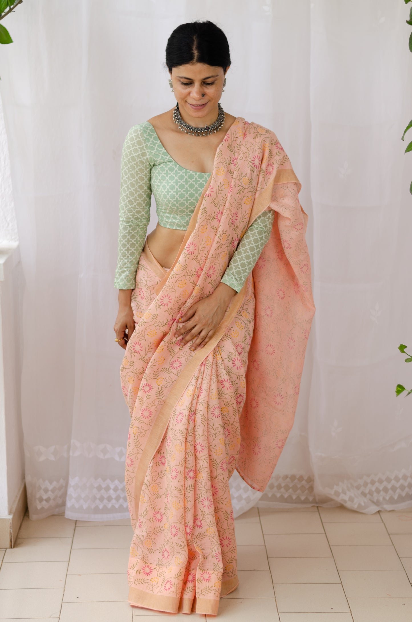Handloom Linen Saree In Handblock Print.