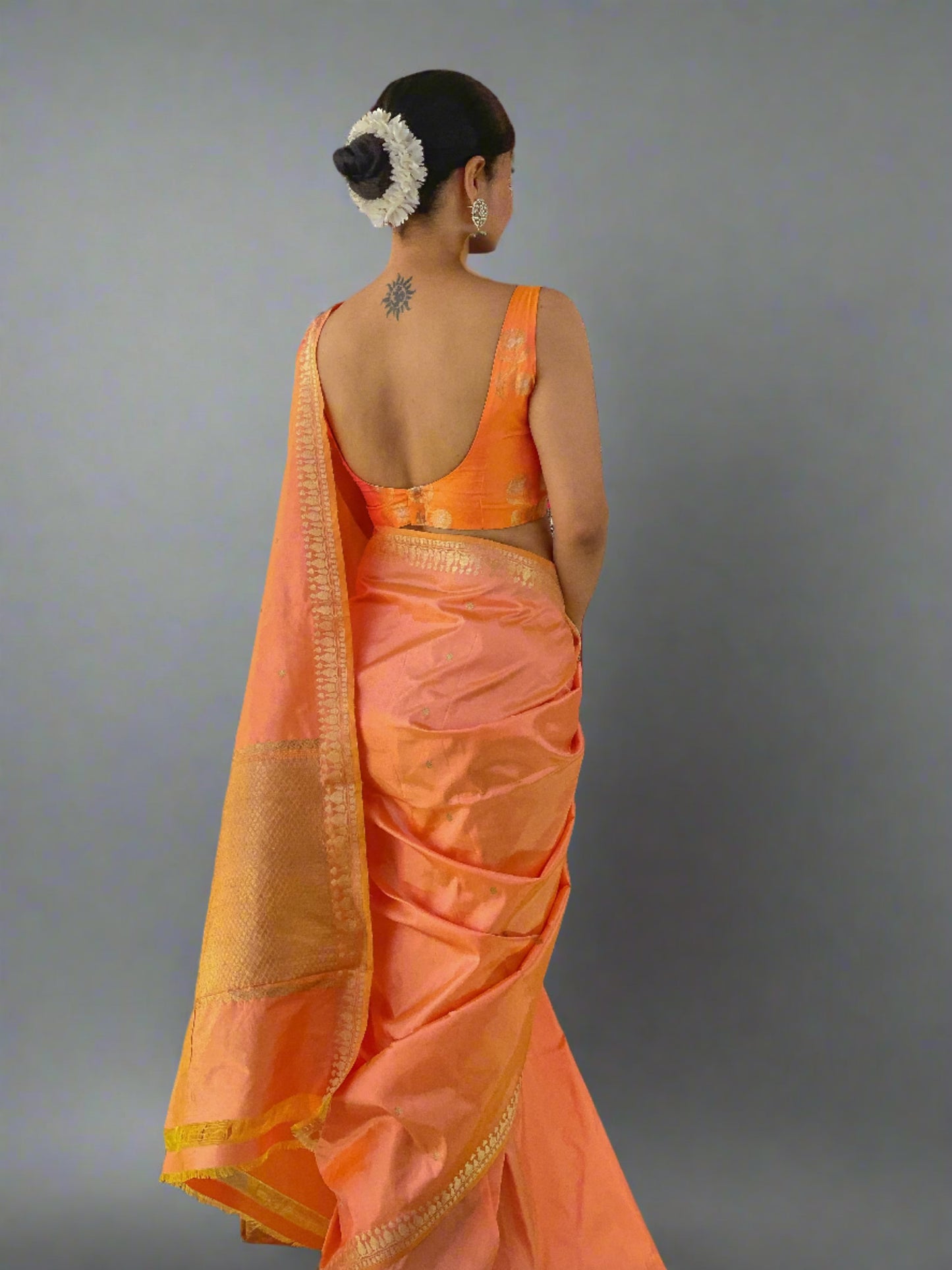 Peach Colour  Handwoven Kadwa  Katan Silk Banarasi  Saree